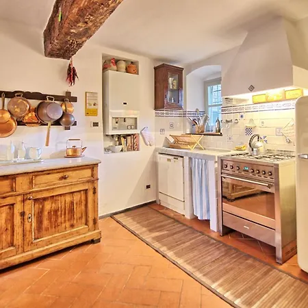 Monte Marcello-zanego Sleeps 6 Wifi Appartement Bocca di Magra
